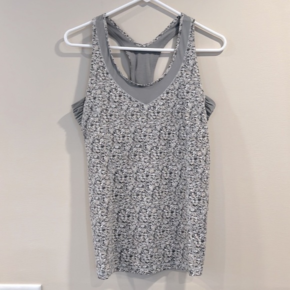 š„Lululemon Gray Patterned Women's Tank Topš„ - Picture 1 of 5